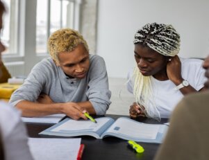 Conheça os principais erros dos candidatos no Enem e saiba como evitá-los para conseguir uma boa nota e garantir sua vaga na faculdade.