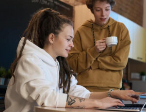 duração curso Ges~tao Comercial - Foto de fauxels no Pexels